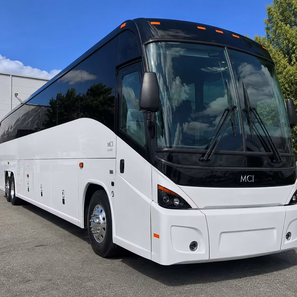 lakewood commuter shuttle services along west colfax and the 6th avenue corridor